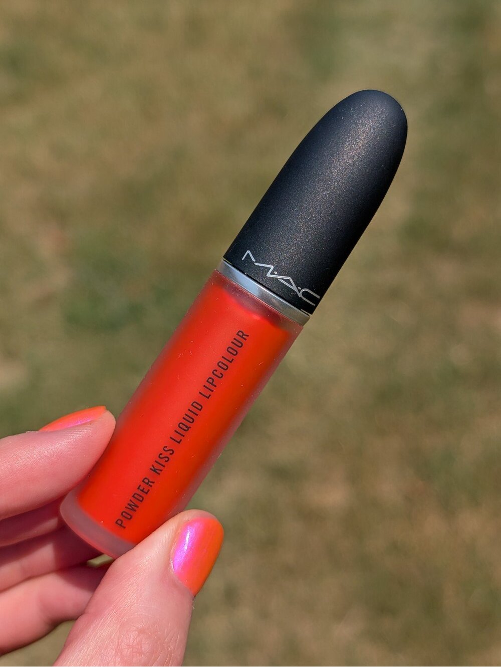 MAC Powder Kiss Liquid Lipcolour - 992 Resort Season | Brand New, No Box